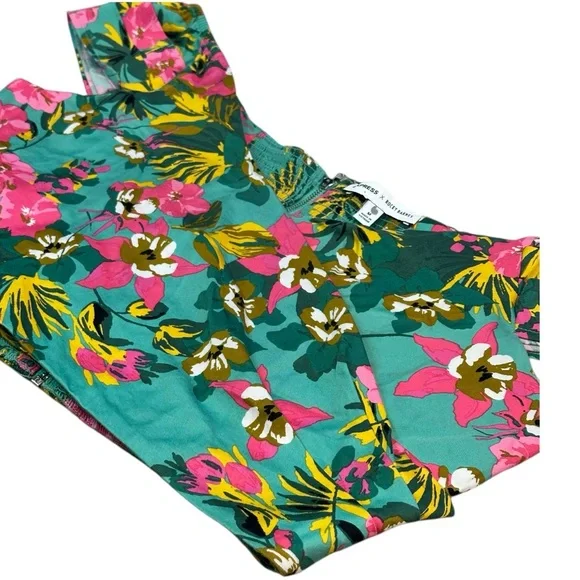 Floral Off-Shoulder Top - Picture 8 of 16